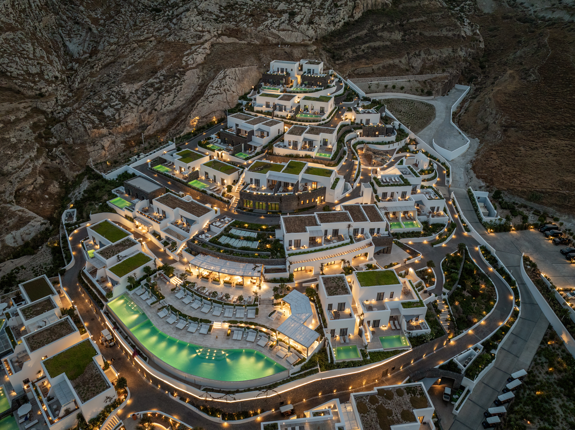 Sandblu Santorini, LXR Hotels & Resorts in Santorini