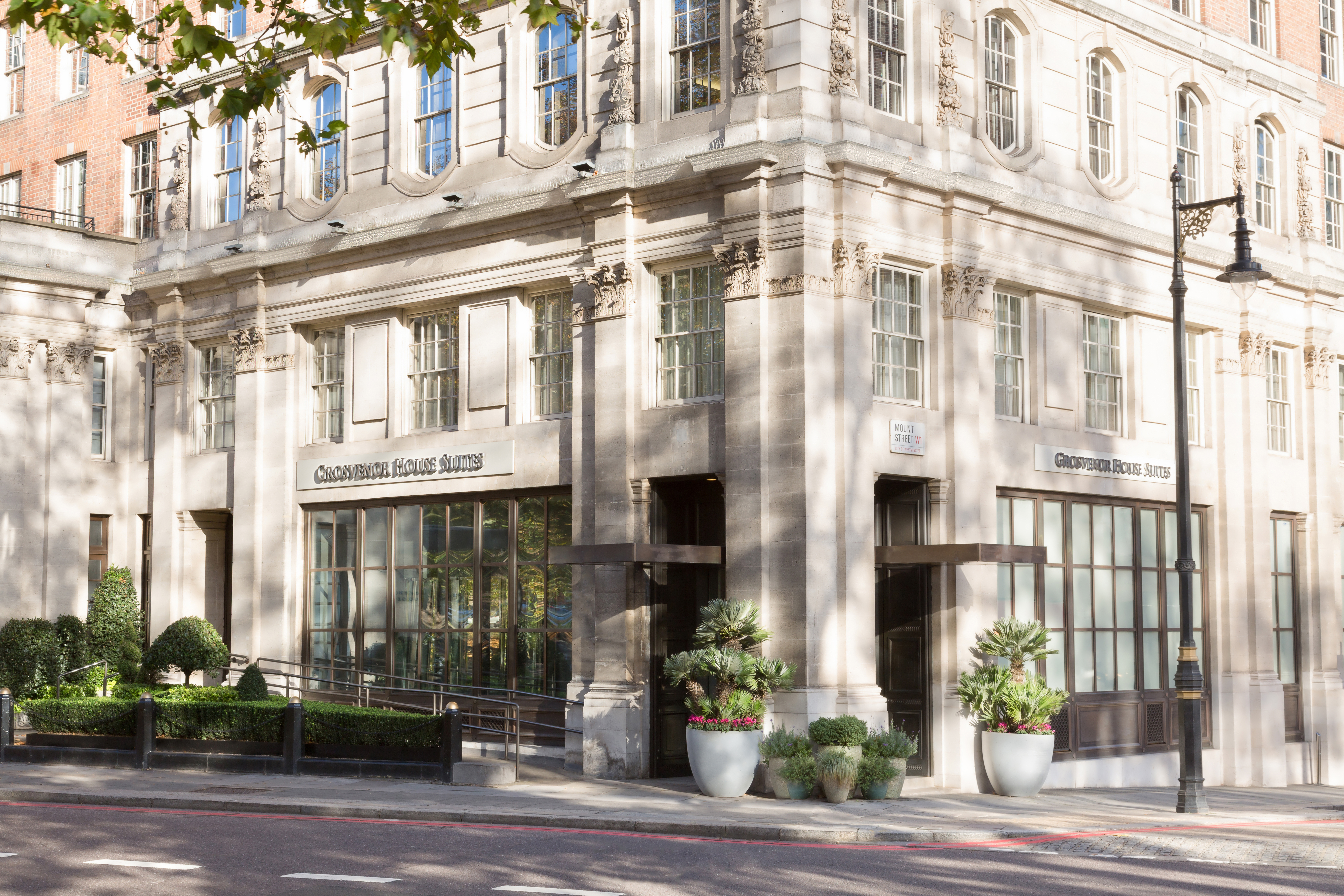 Grosvenor House Suites in England