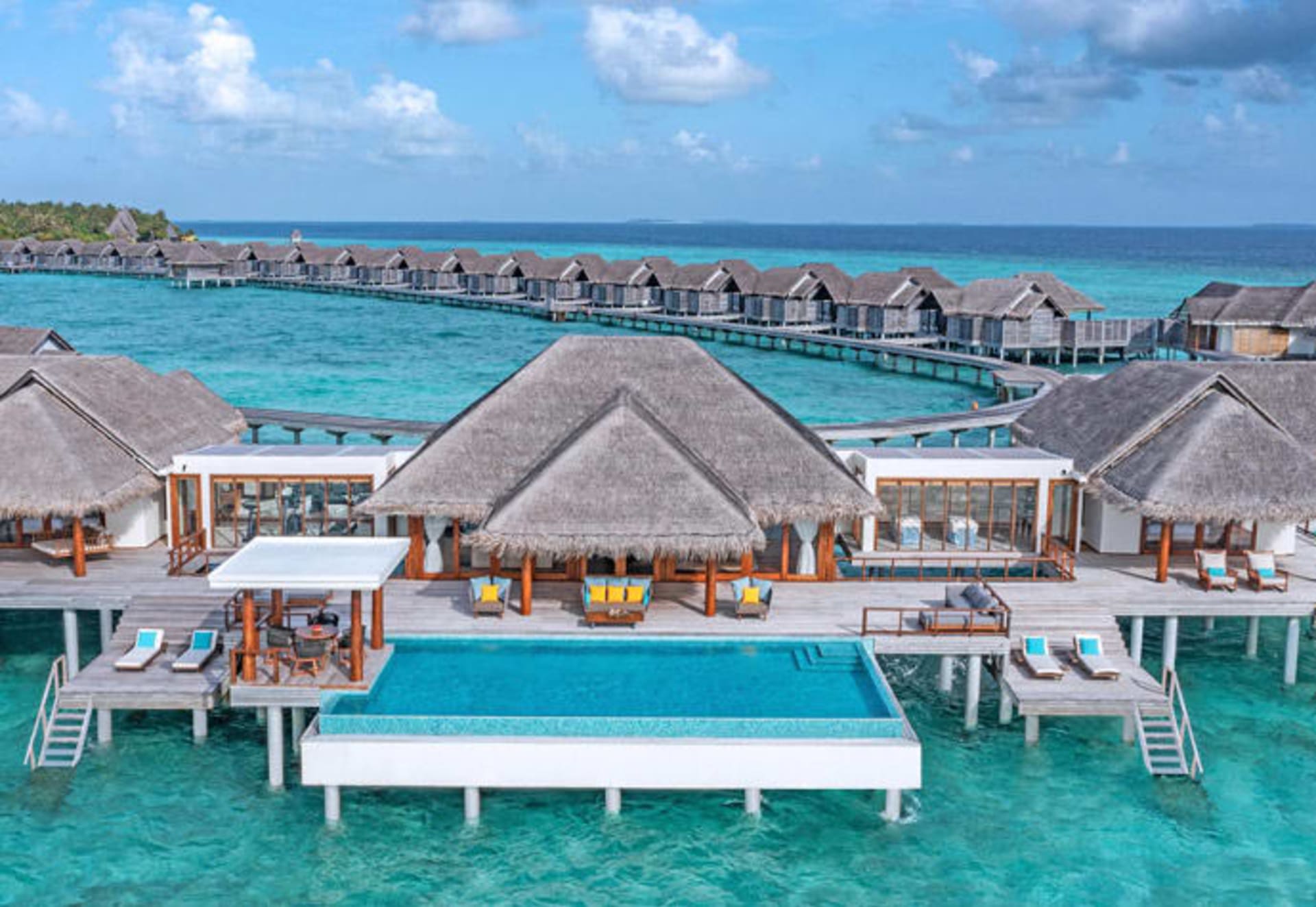Anantara Kihavah Maldives Villas