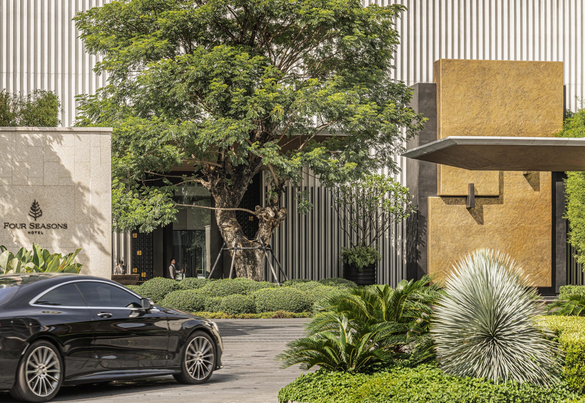 Four Seasons Hotel Bangkok at Chao Phraya River