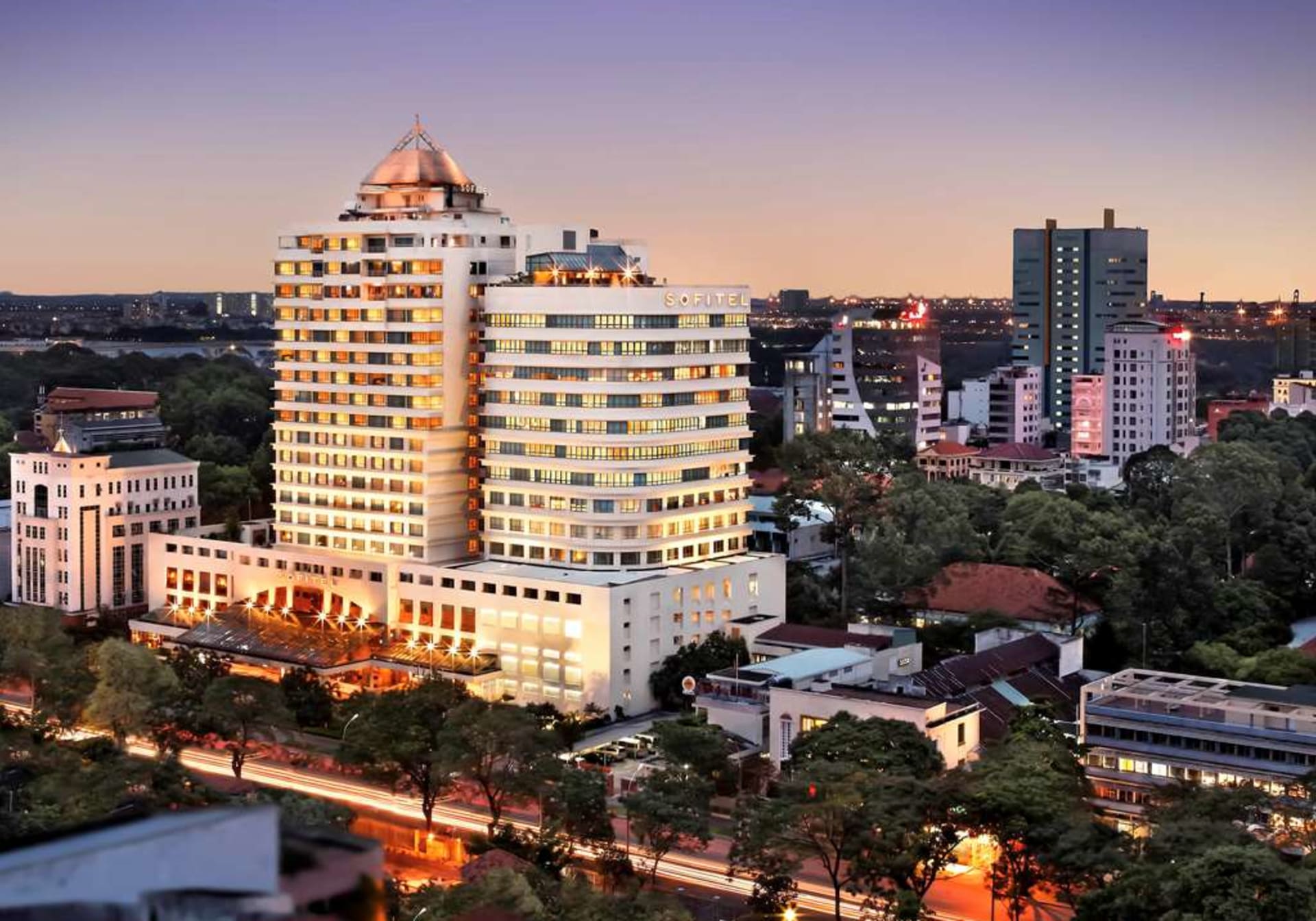 Sofitel Saigon Plaza