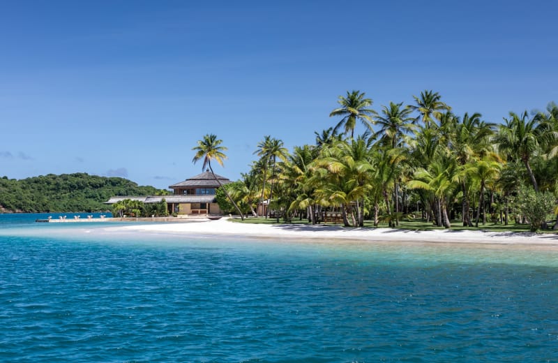 Calivingy Island Private Paradise