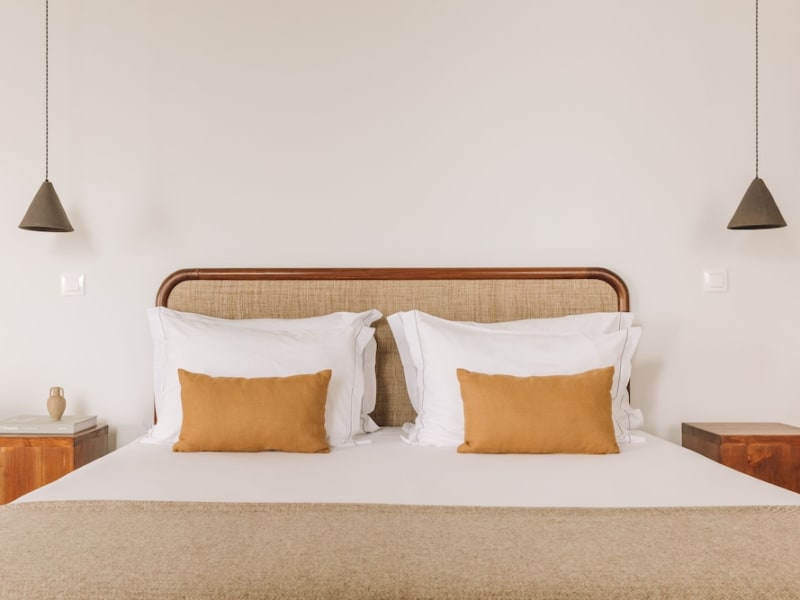 White Exclusive Suite & Villas