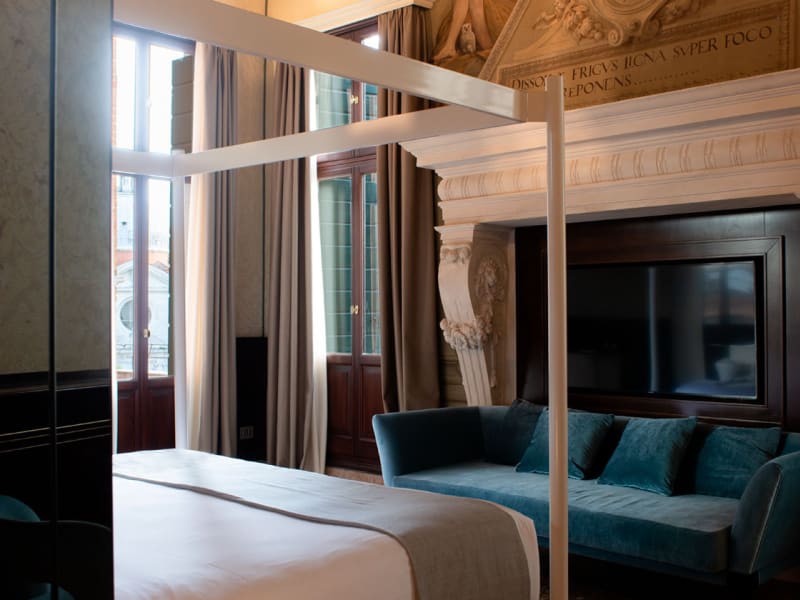 Eight Venezia
