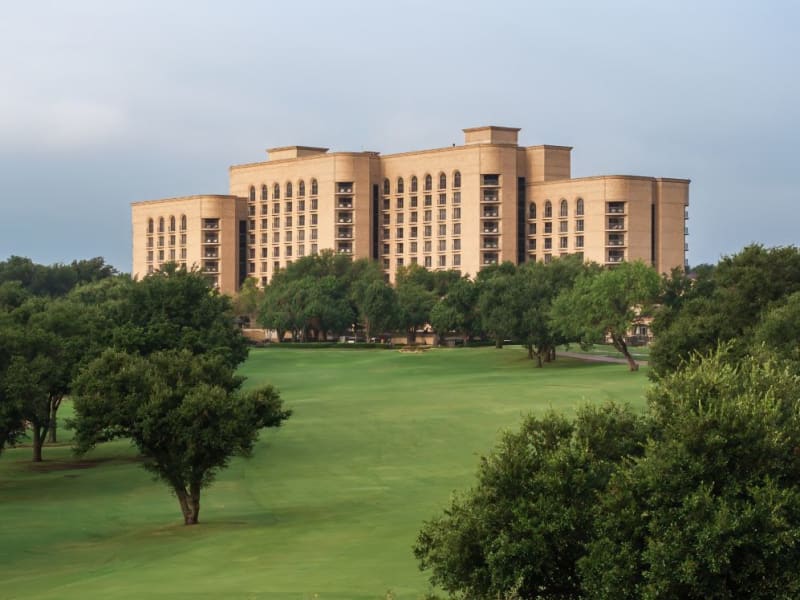 The Ritz-Carlton Dallas, Las Colinas