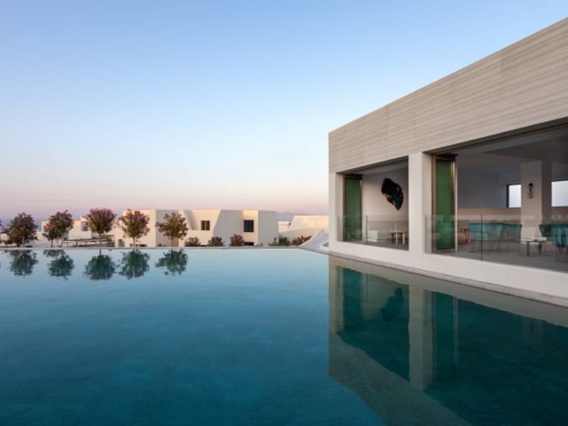 NOŪS Santorini