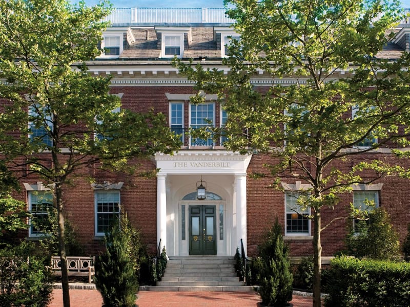 Vanderbilt, Auberge Collection