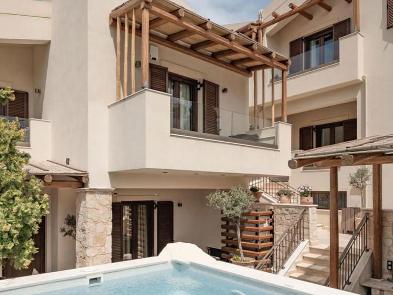 Manili Boutique Suites & Villas