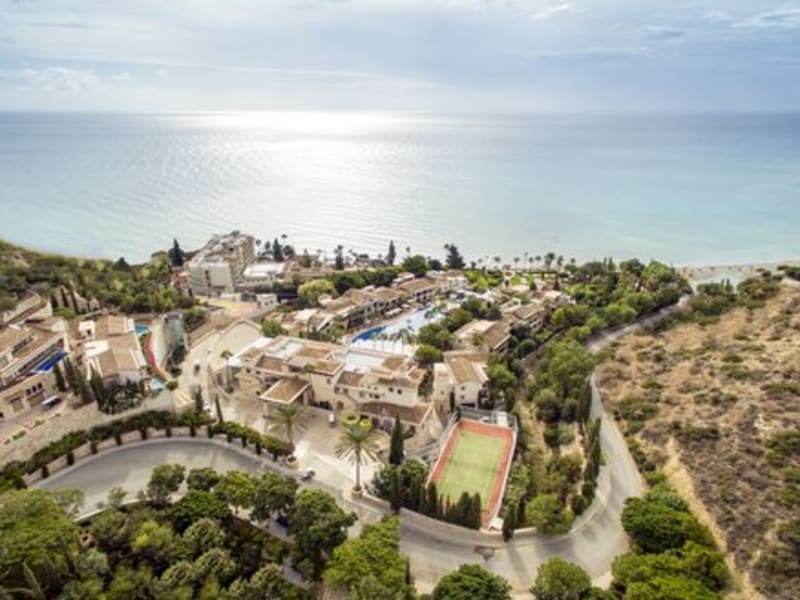 Columbia Beach Resort