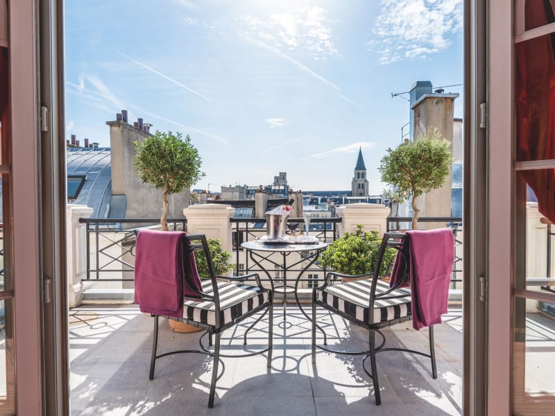 L'Hotel