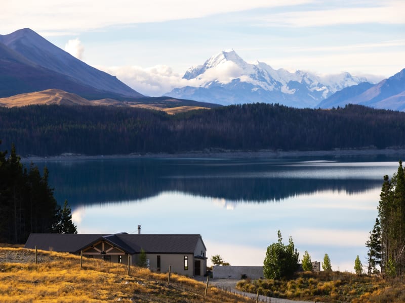 Mt Cook Lakeside Retreat