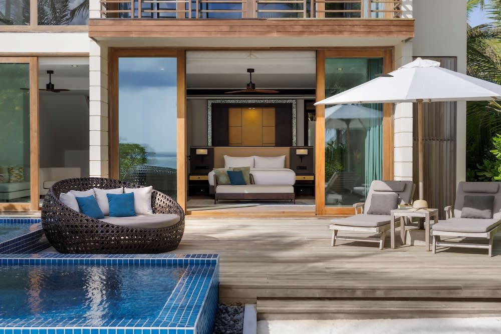 Radisson Blu Resort Maldives with 50% off on Sea Plane round trip SPA 03 nights & above – foto 1