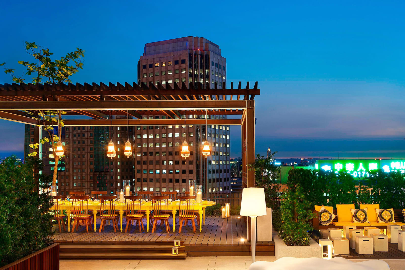 Outdoor space at W Taipei