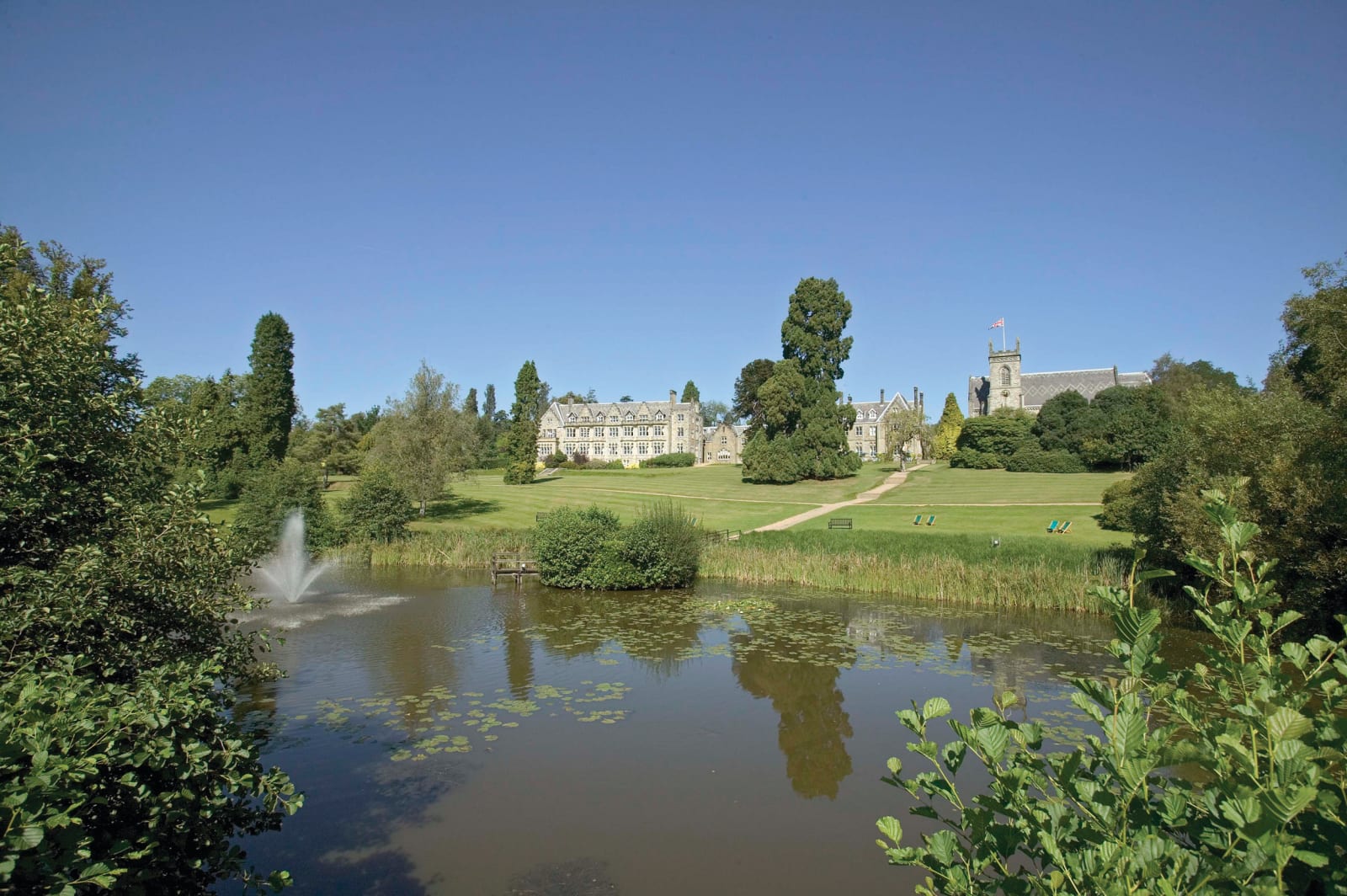 Ashdown Park Hotel & Country Club – foto 1