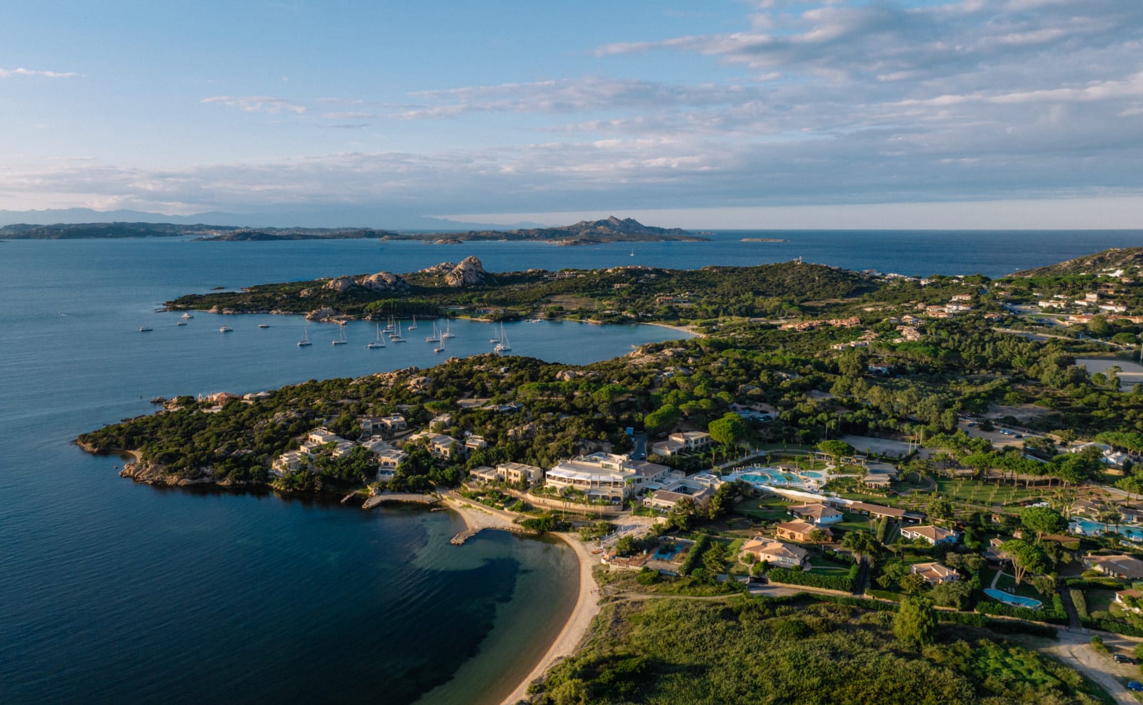 7Pines Resort Sardinia-A Destination By Hyatt – foto 1