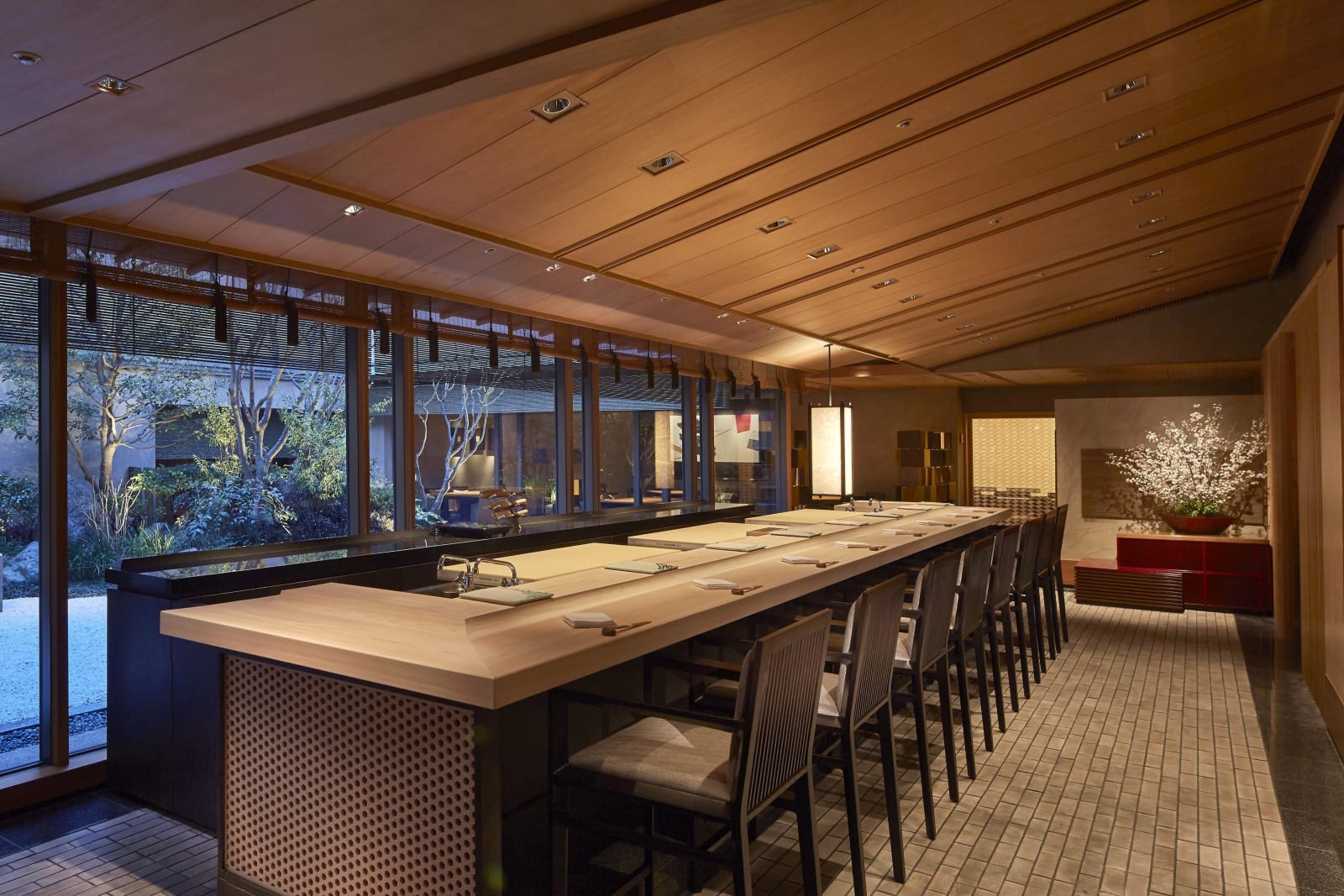 Hanagatami, the Japanese restaurant with its own garden