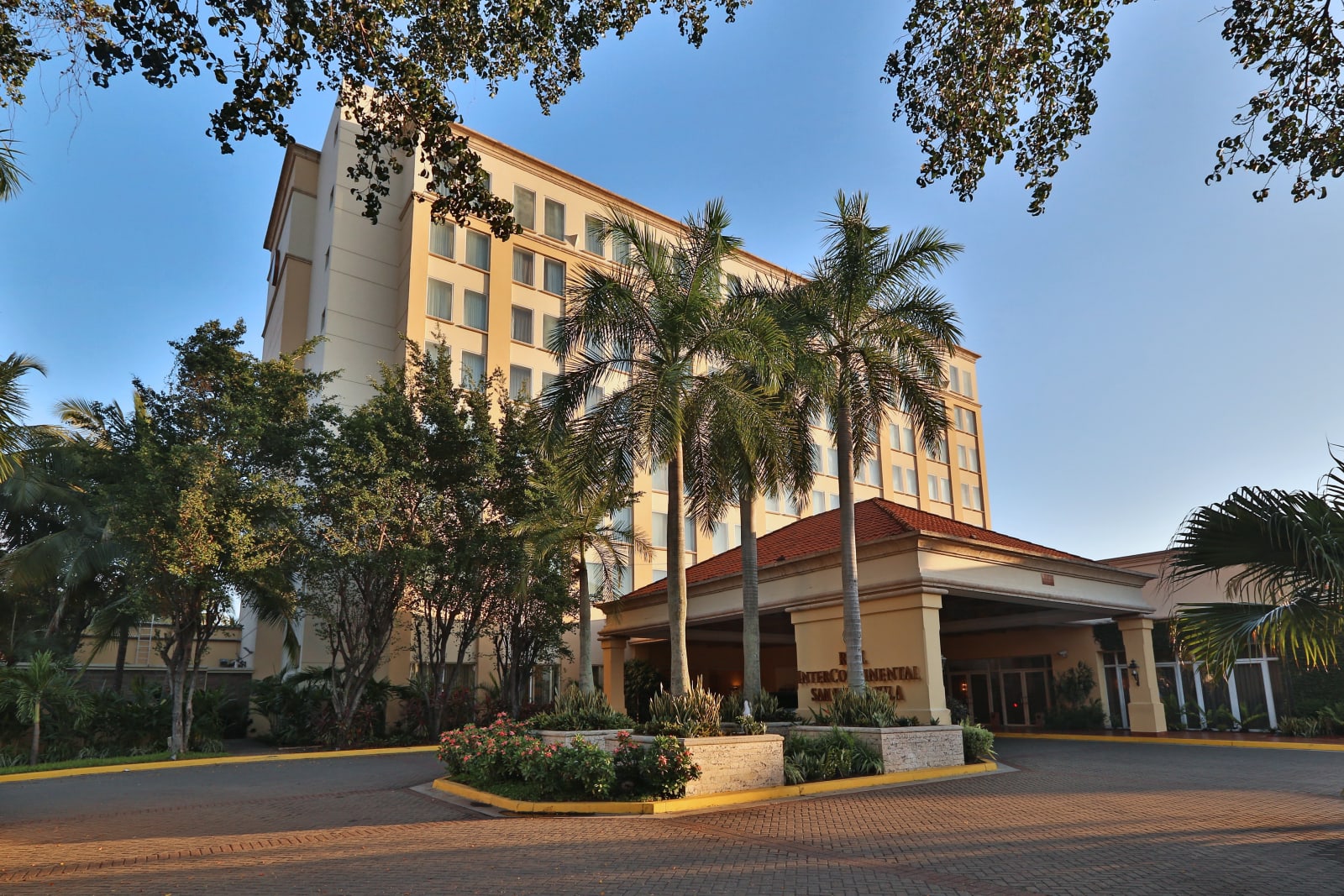 Real InterContinental San Pedro Sula at Multiplaza Mall by IHG – foto 1
