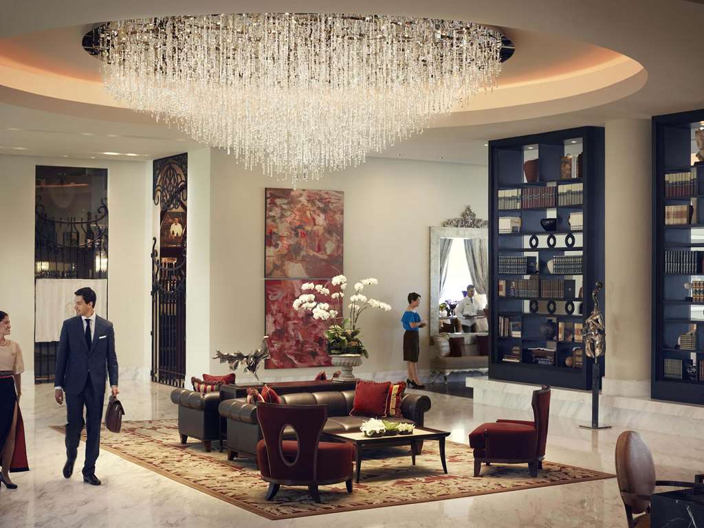 Raffles Makati – foto 1