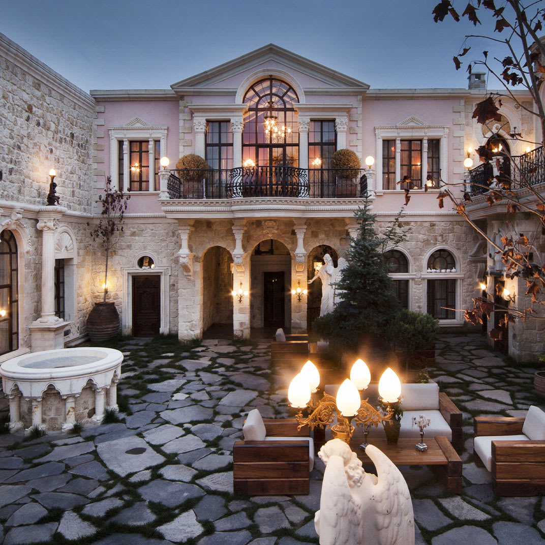 Sacred House – foto 1