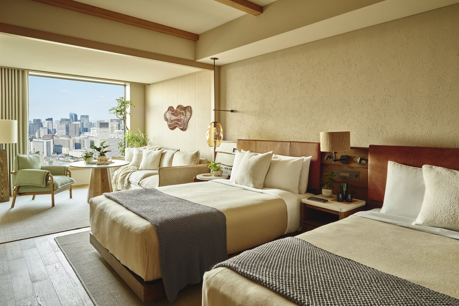 A Skyline Lounge Two Queen room with two large beds